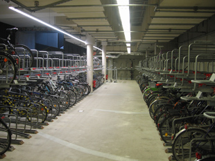 Fahrradparkhäuser bieten sichere Stellplätze